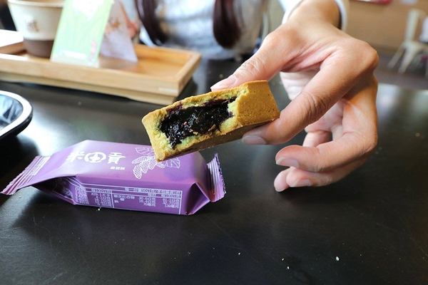 米田貢：【南投景點】埔里親子旅遊新景點米田貢~免門票入園/搭乘鐵道小火車/木製溜滑梯和沙坑/免費試吃整顆的米製水果酥