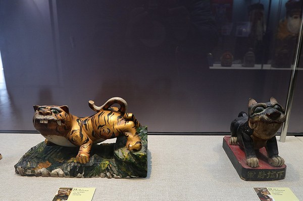 桃園市土地公文化館：【桃園景點】桃園市新景點~土地公文化館/好多種語音導覽跟互動遊戲/親子旅遊好去處/免費提供戲服來唱戲/廟宇建築及熱鬧的慶典活動