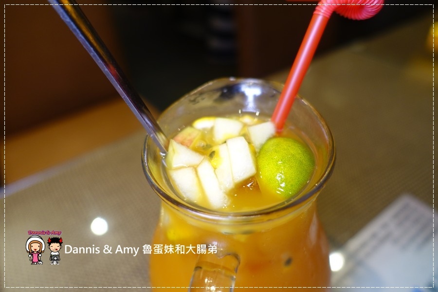 20161224《竹北餐廳》風尚人文咖啡館-竹北店 庭園複合式餐廳營業時間。新菜單。菜色推薦。兒童遊戲空間︱交流道新竹高鐵站附近~新竹跨年煙火秀預告(影片) (50).jpg