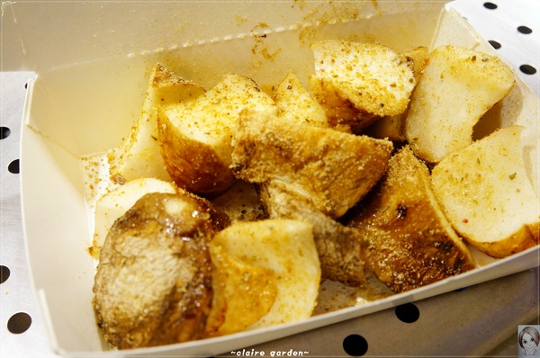 士林夜市:台北 捷運劍潭站 士林夜市吃透透~怎麼每道都會”爆”呢