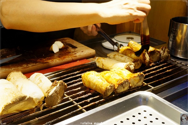 士林夜市:台北 捷運劍潭站 士林夜市吃透透~怎麼每道都會”爆”呢