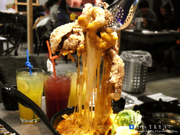 打啵G(台中大隆店)：〖台中│美食〗打啵G-台中大隆店 ❤ 超強韓流來襲~打啵G-台灣4號店於大隆路盛大開幕!!超澎派＂皇冠炸雞＂大隆店限定登場!!