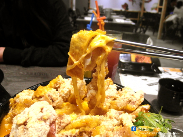 打啵G(台中大隆店)：〖台中│美食〗打啵G-台中大隆店 ❤ 超強韓流來襲~打啵G-台灣4號店於大隆路盛大開幕!!超澎派＂皇冠炸雞＂大隆店限定登場!!