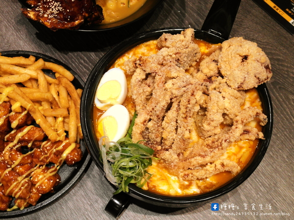 打啵G(台中大隆店)：〖台中│美食〗打啵G-台中大隆店 ❤ 超強韓流來襲~打啵G-台灣4號店於大隆路盛大開幕!!超澎派＂皇冠炸雞＂大隆店限定登場!!