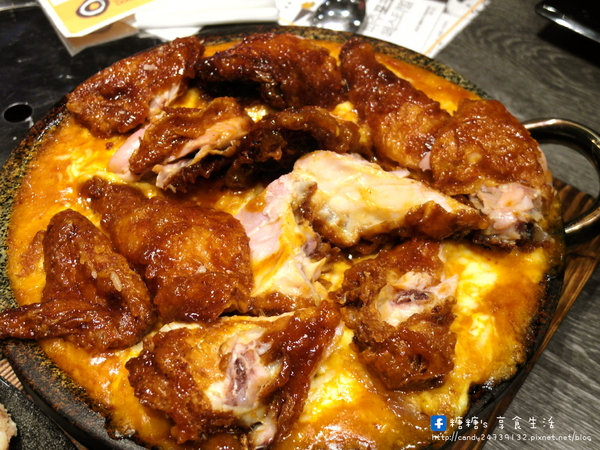 打啵G(台中大隆店)：〖台中│美食〗打啵G-台中大隆店 ❤ 超強韓流來襲~打啵G-台灣4號店於大隆路盛大開幕!!超澎派＂皇冠炸雞＂大隆店限定登場!!