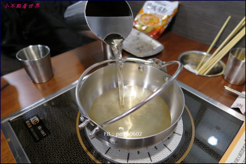 ATT筷食尚 兩餐年糕鍋吃到飽 (54).JPG