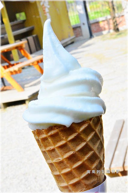 夕遊出張所(安平分室)：【臺南】安平區。夕遊出張所－３６６生日彩鹽．香蒜塩花霜淇淋