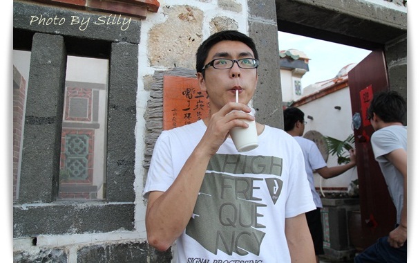 1369160182-864057869