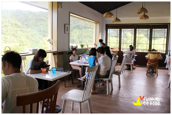 小熊書房：宜蘭冬山｜梅花湖畔旁的寧靜下午茶享受『小熊書房』