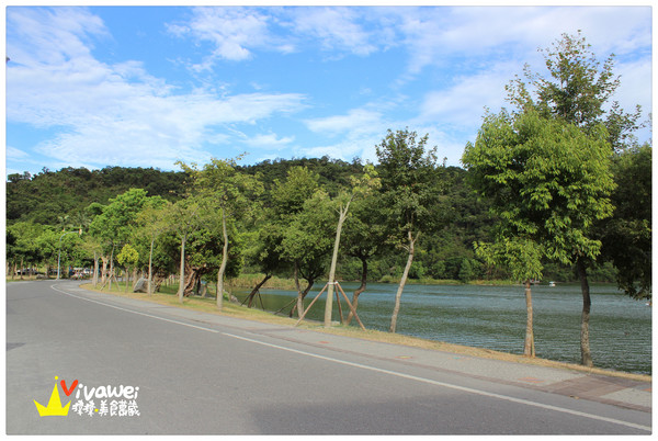 小熊書房：宜蘭冬山｜梅花湖畔旁的寧靜下午茶享受『小熊書房』