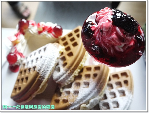 小熊書房：宜蘭冬山 小熊書房(梅花湖總店) 雞腿排&鬆餅～湖景包圍的幸福下午茶