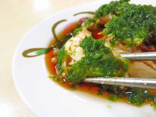 【台北美食】小龍飲食-超強威力的怪味雞