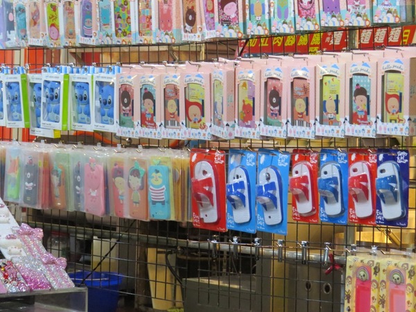 六合夜市：【高雄六合夜市】必嚐四小吃:莊記海鮮粥&烤肉之家&鄭老牌木瓜牛奶&東山鴨頭