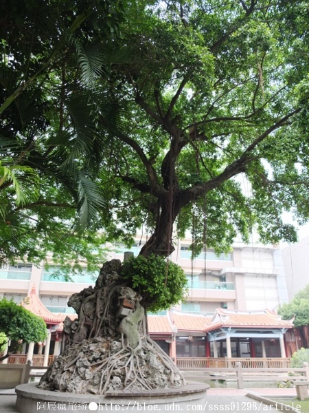 吳園藝文中心:【旅行遊記。台南中西區】吳園藝文中心。古色古香庭園式造景 匿身都市中的世外桃源