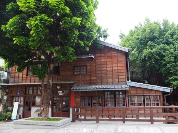 吳園藝文中心:【旅行遊記。台南中西區】吳園藝文中心。古色古香庭園式造景 匿身都市中的世外桃源