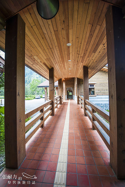 中間遊客中心走廊 拷貝.jpg