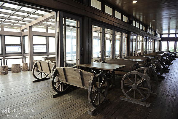 咖啡廳內部 拷貝.jpg