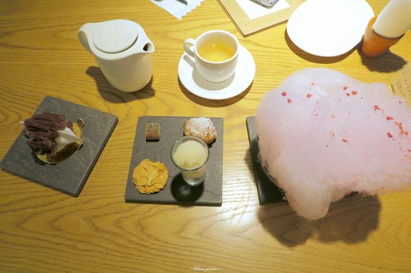 SEASON Cuisine Pâtissiartism：[貴腹下午茶]台北 捷運大直站 SEASON ~天使羽翼X牛角混搭之天使蒙布朗