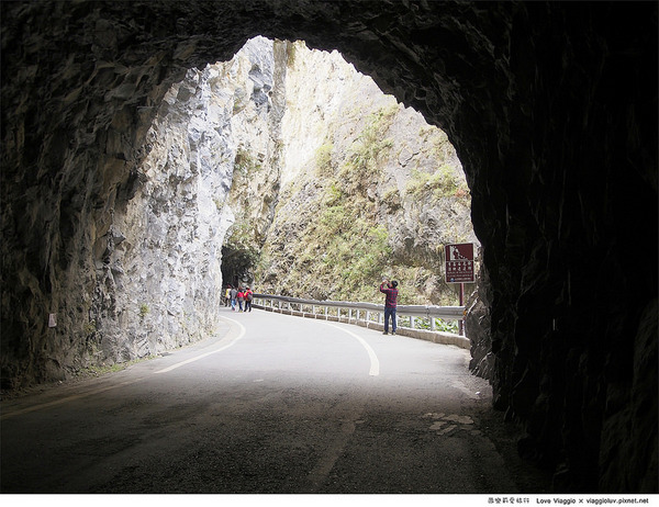 太魯閣國家公園:【花蓮 Hualien】太魯閣國家公園 燕子口步道欣賞壯麗的峽谷地形Taroko