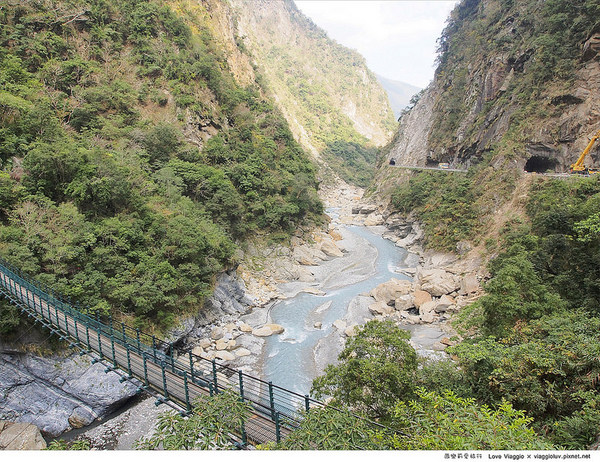 太魯閣國家公園:【花蓮 Hualien】太魯閣國家公園 燕子口步道欣賞壯麗的峽谷地形Taroko