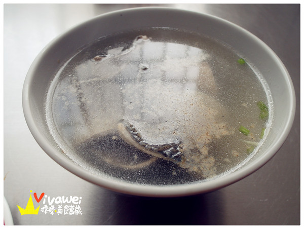 王氏魚皮：台南安平｜咕溜咕溜虱目魚及鮮魚湯專賣『王氏魚皮』