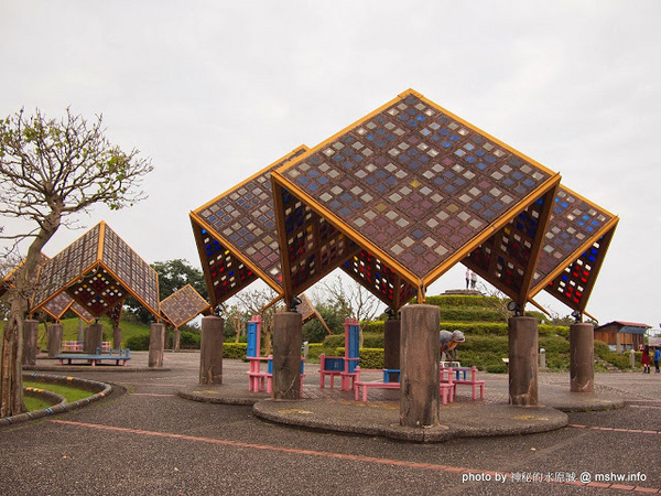 冬山河親水公園:【景點】宜蘭冬山河親水公園@五結 : 沒有水的親水公園,也可是可以來走走運動的啦