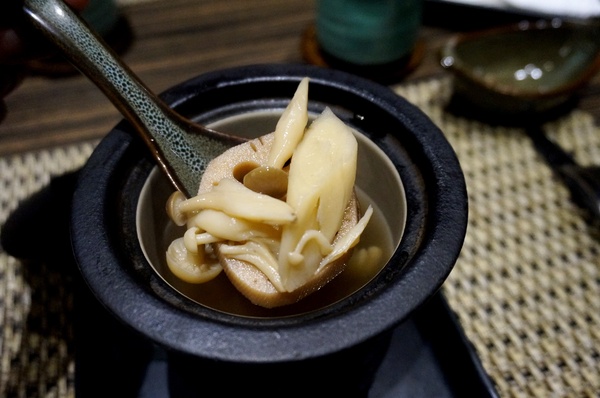 少帥禪園：北投 少帥禪園：張學良故居品嚐 少帥私房套餐 & 泡足湯