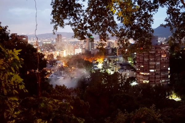 少帥禪園：北投 少帥禪園：張學良故居品嚐 少帥私房套餐 & 泡足湯