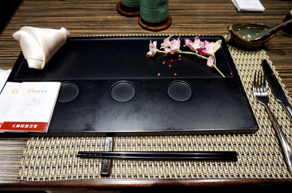 少帥禪園：北投 少帥禪園：張學良故居品嚐 少帥私房套餐 & 泡足湯