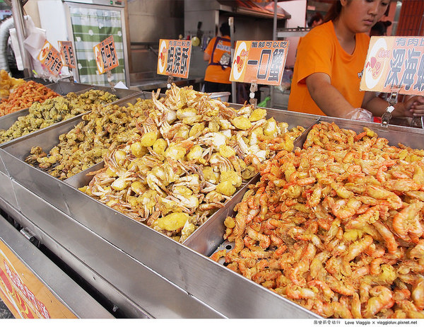 鹿港老街:【彰化 Changhwa】古色古香鹿港老街美食文化之旅 百年古蹟天后宮 Lukang town