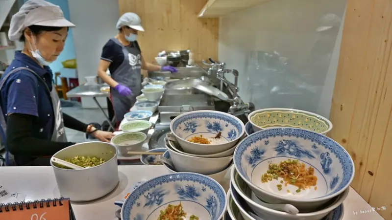 窩客Keavy愛七淘 曾在 菜市仔嬤 左營汾陽餛飩