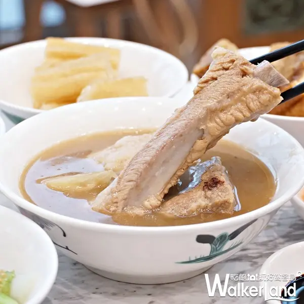 堪稱最正宗肉骨茶插旗中山商圈！新加坡平民美食「黃亞細肉骨茶」進駐新光三越南西店，再加碼連續14天「買一送一」優惠。