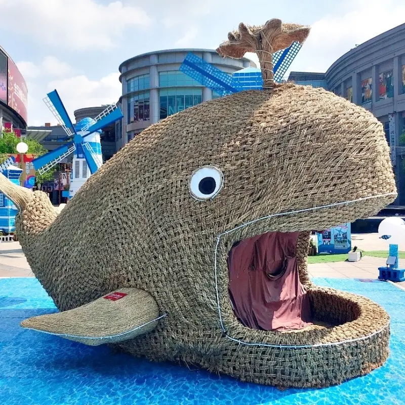 網美的全新「海洋系」打卡點！「草衙道海洋藝術季」打造吸睛稻草鯨魚、珍珠蚌殼，教你用濾鏡拍出絕美海洋風打卡美照。