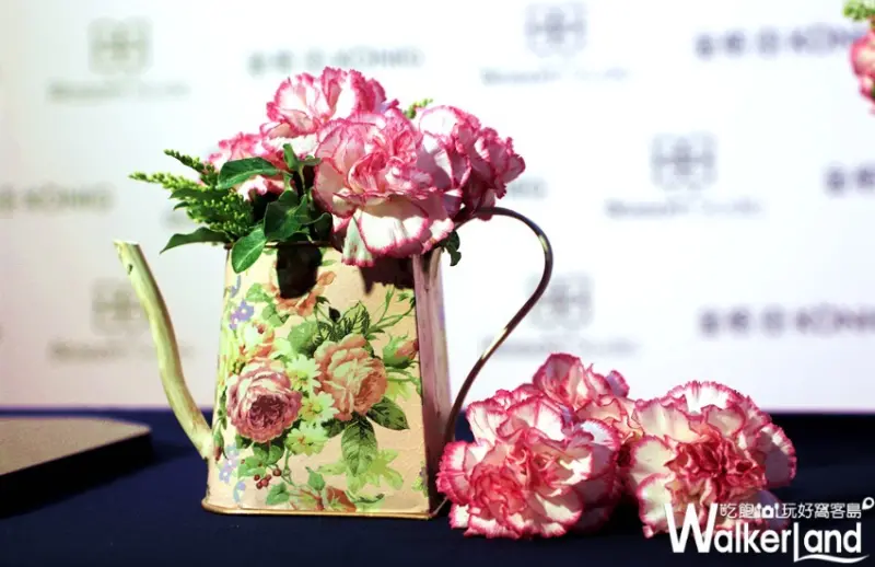 花獻美禮提籃，李明川大師直言其創作過程相當辛苦。