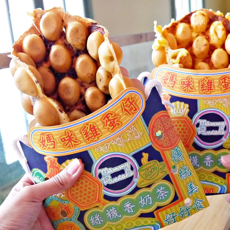 搶攻最強散步甜點稱號！超夯香港甜點「媽咪雞蛋仔」強勢插旗板橋大遠百，就要讓板橋甜點控尖叫搶吃。
