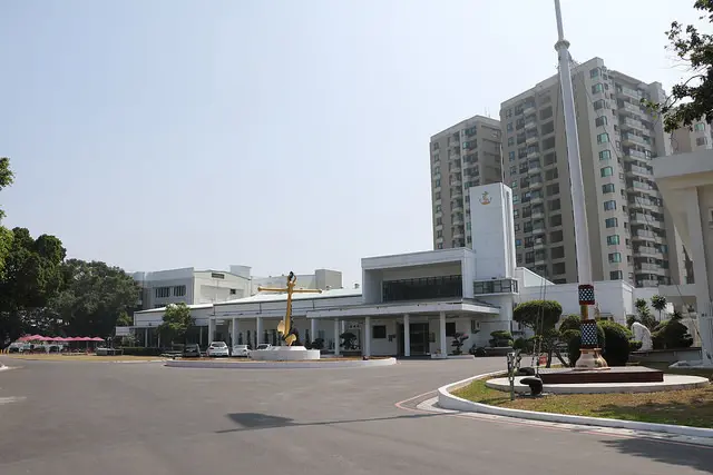 窩客hank媽 曾在 四海一家 