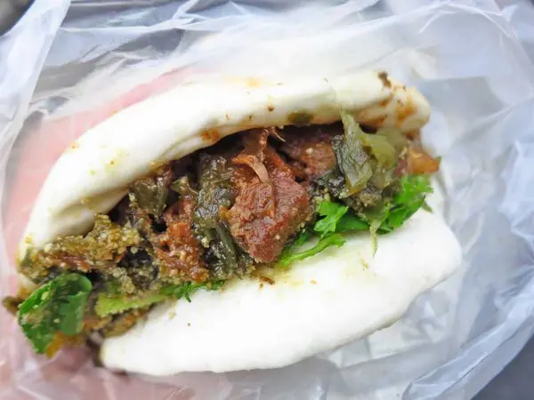 布咕布咕 曾在 藍家割包 