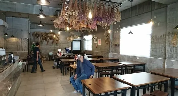 窩客 MayMay 曾在 美華麵店