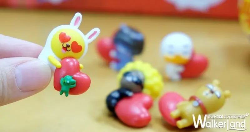 加倍佳 X KAKAO FRIENDS驚喜蛋棒棒糖/ WalkerLand窩客島整理提供 未經許可不可轉載