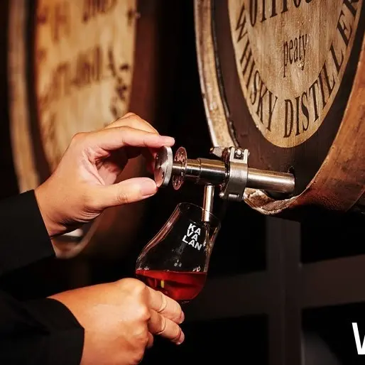 威士忌愛好者揪一下！首間「KAVALAN WHISKY BAR噶瑪蘭威士忌酒吧」試營運，打造專屬威士忌愛好者的酒庫體驗式酒吧。