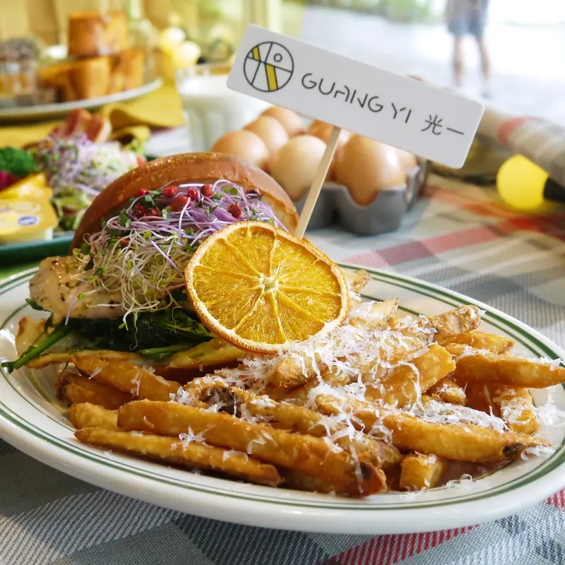 搶攻公館必吃早午餐稱號！「光一肆號」推出全新「Vivid Color」繽紛早午餐菜單，強勢佔領公館人的IG打卡牆。