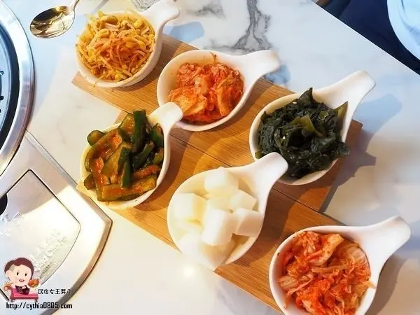 芽月 曾在「GOGI GOGI 韓式燒肉」