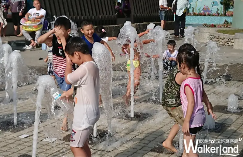 大安濱海樂園 游泳池