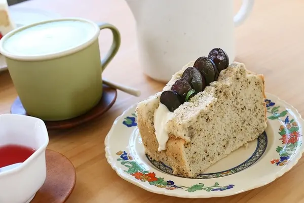 美食窩客 海綿飽飽 造訪三層(新址)」