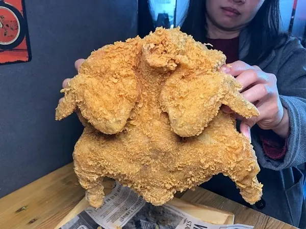美食窩客 小白只饗ㄔ美食 /Crisken脆司肯美式炸雞