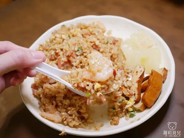 阿仁炒飯 /美食窩客 蘿莉貝兒 提供 未經許可，不得轉載