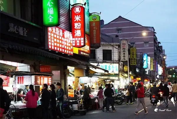 大龍街夜市-廟口的飯 /美食窩客 Sweet Tina 提供 未經許可，不得轉載
