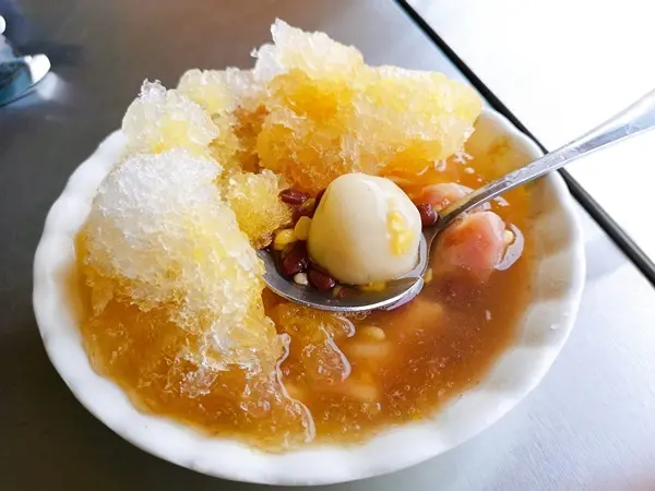 美食窩客 珍妮佛的花草呢喃 /阿倫冰店