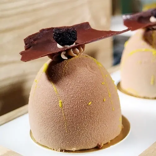 栗子甜點控一定要衝！挑戰南台灣必吃甜點稱號，香格里拉台南遠東飯店推出「秋天的滋味」系列甜點，特選阿爾十代省栗子搶攻必吃清單。