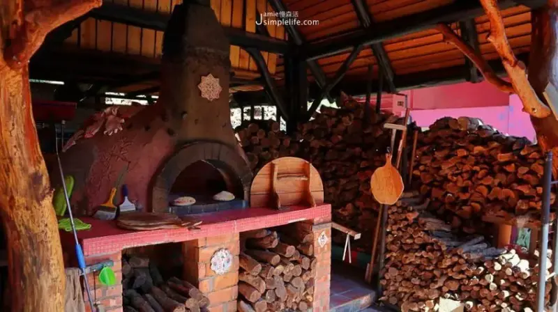 美食窩客 Jamie慢森活 推薦「Luau ・ Pizza 柴寮披薩」